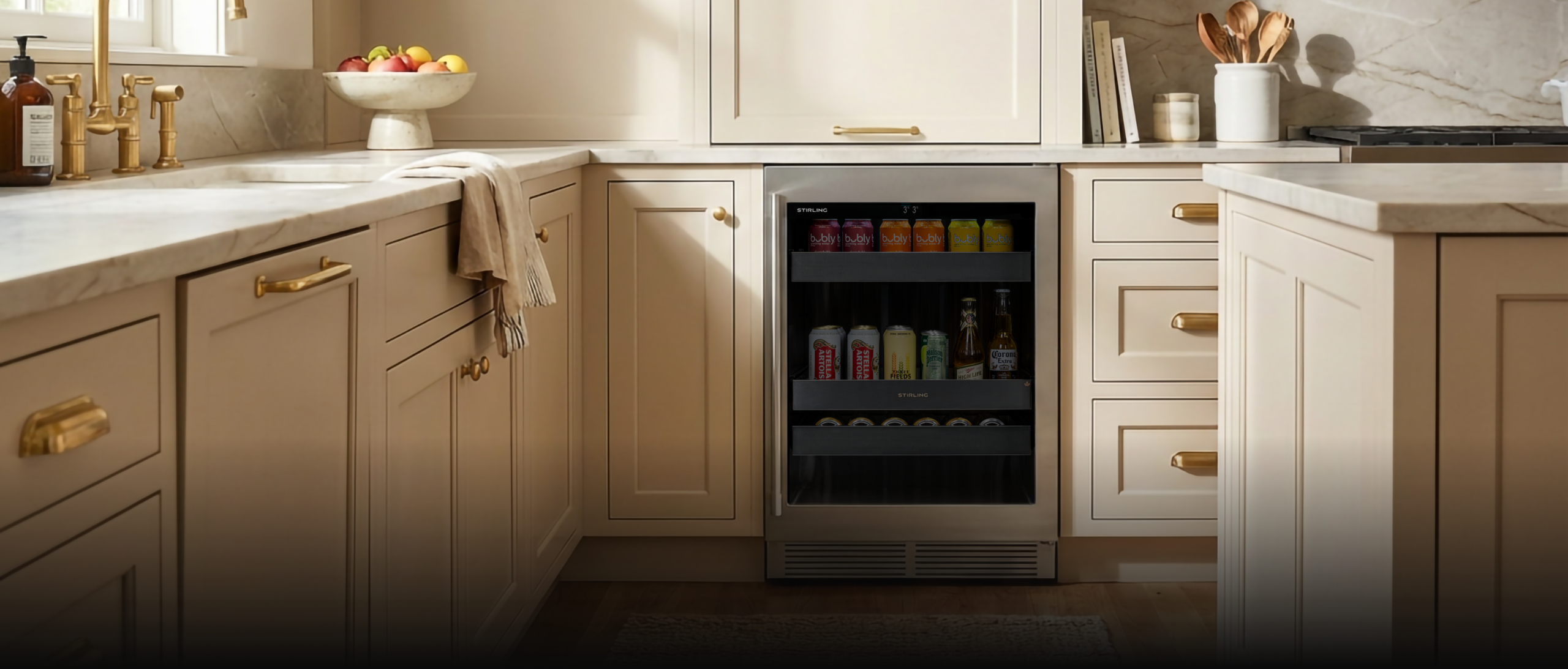 s4_100ss_pdp_hero_image